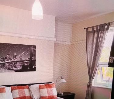 Pontefract Hotel | Upton Arms Hotel