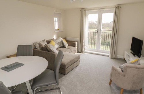Whitby Apartment | Valley View