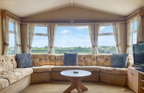 Cotebrook House | Valley View - Uk52130