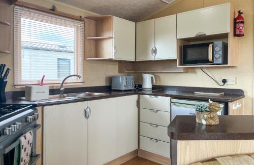 Cotebrook House | Valley View - Uk52130