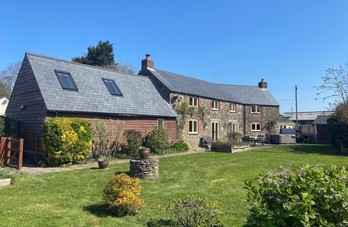 Barnstaple Cottage | Varley Lodge