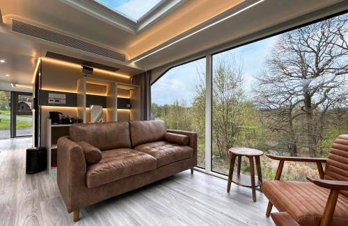 Glasgow House | Vessel 2 - Ukc9442