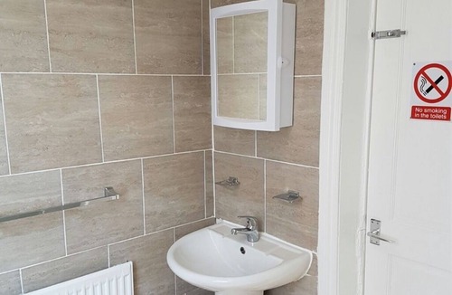 Birmingham House | Vicarage Lodge Birmingham