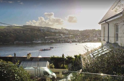 Fowey House | Victorian Schoolhouse w/Hot Tub & Harbour Views