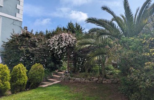 Torquay House | Villa Marina