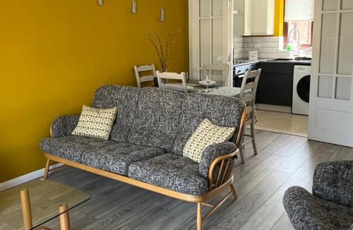 Littleport House | Village Retreat