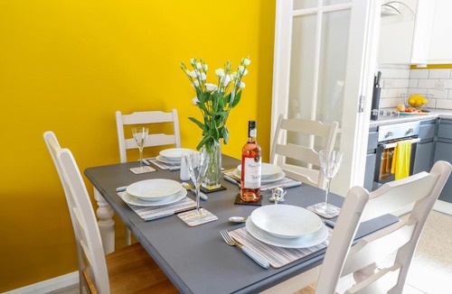 Littleport House | Village Retreat