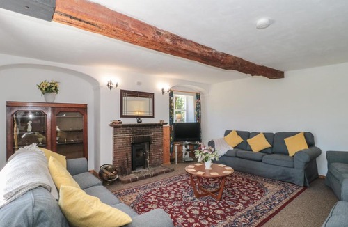Dursley House | Walk Farmhouse
