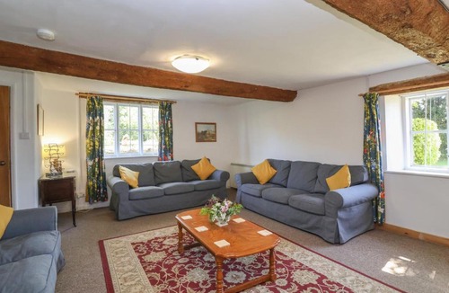 Dursley House | Walk House