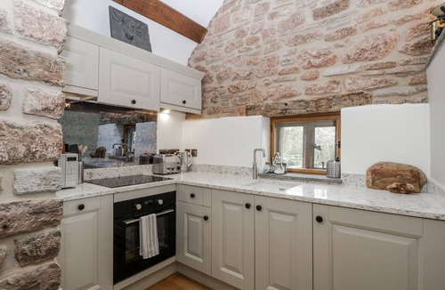 Usk Cottage | Walnut Cottage