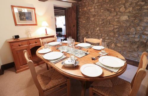 Winster House | Walton Cottage
