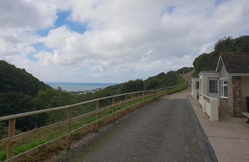 Woolacombe House | Waney Edge 2 | 2 Bed Chalet Sleeps 6 (Pet friendly)