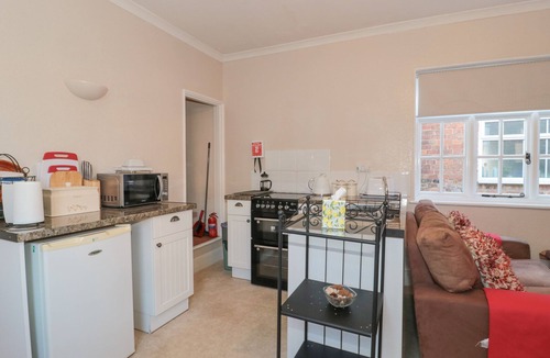 Dursley Cottage | Wards Court 1