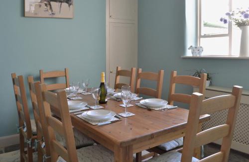 Instow House | Waters Edge