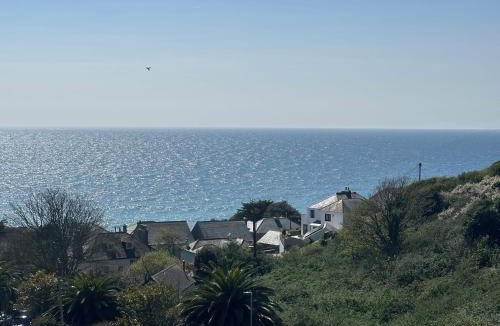 Downderry House | Waves Edge