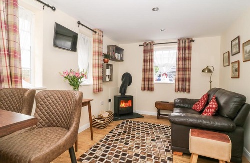 Cottingham Apartment | Wee Woody
