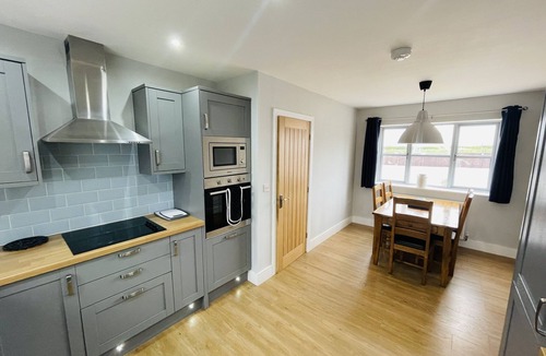 Buckton Cottage | Well equipped modern country cottage in great location