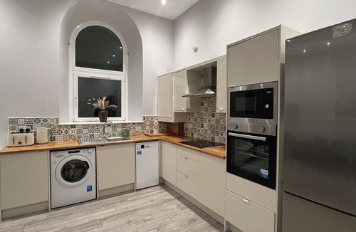 Merthyr Tydfil Apartment | Welsh Getaway Apartment - Town Centre