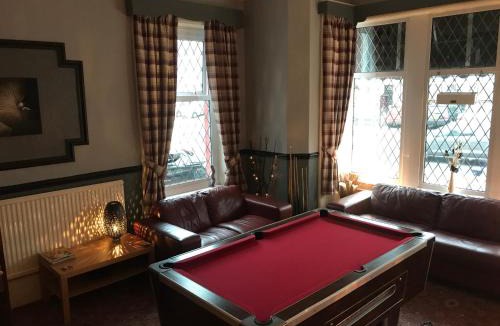 Blackpool Town Center Bed & Breakfast | West Vale Villa
