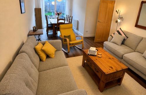 Exeter House | Westbrook Spacious 3 Bed in Exeter