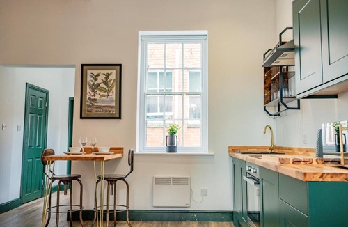 Pontrilas Apartment | WhiskAwayStays - Foregate Studio No 6