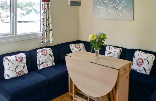 Stalham House | White Moth - Uk12697