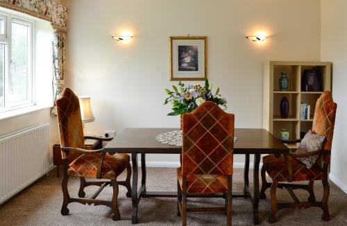Chard House | Whitegate View
