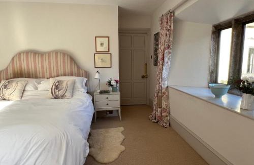 Saint Breward House | Wild Hamatethy