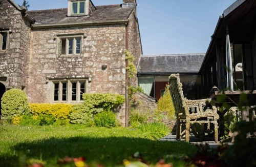Saint Breward House | Wild Hamatethy