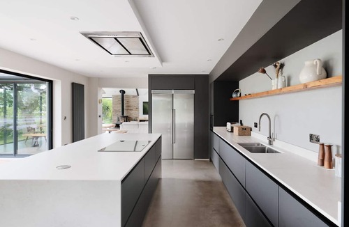 Cardigan Villa | Wild Waters - Five Bedroom Villa, Sleeps 10