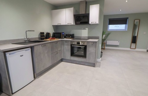 Chorlton-by-Backford House | Willow Barn, Saughall