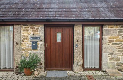 Maenporth House | Willow