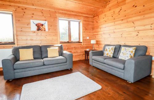 Bodmin House | Willow Lodge