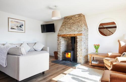 Barnstaple House | Willow - Ukc9530