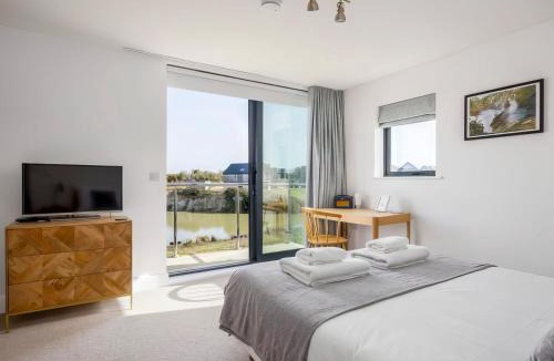 Holworth House | Willowmere
