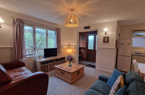 Burgh Island Cabin | Willows - charming cabin in private peaceful valley near Bantham in South Devon