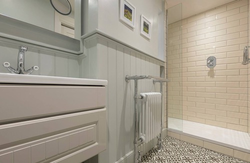 Walkerburn Bed & Breakfast | Windlestraw Guesthouse