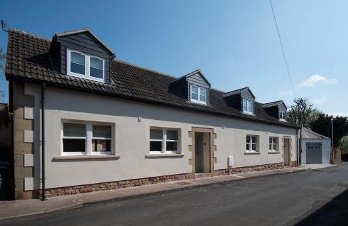Coldstream House | Windy Cottage, Coldstream