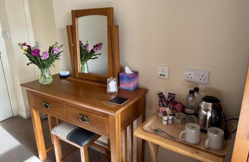 Kilnwick Bed & Breakfast | Wold Escapes, Highfield Farm