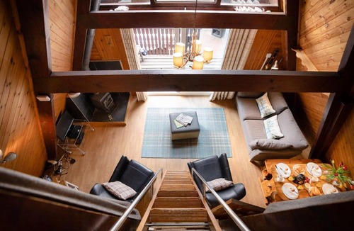 Carrbridge House | Wolf Lodge