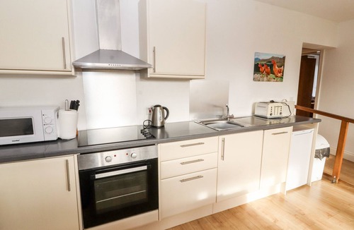 Welton Cottage | Woodpecker