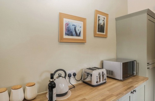 Newland Near Ulverston Cottage | Woodside Barn