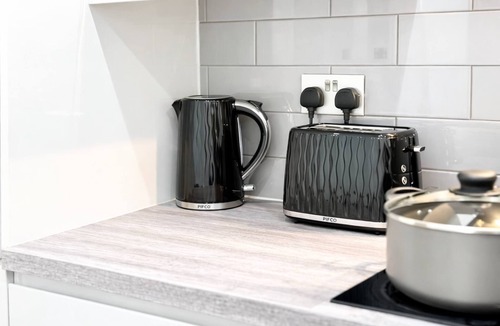 Leicester City Centre Apartment | Work-Friendly 1-Bed Leicester