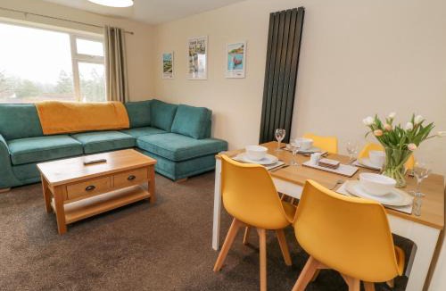 St. Ann's Chapel House | Wren's Nest Manorcombe 41