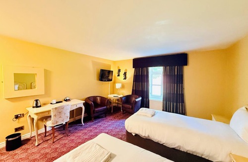 Rossett Hotel | Wrexham Llyndir Hotel by Belvilla