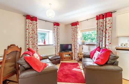 Llanybydder Cottage | Y Cwtch