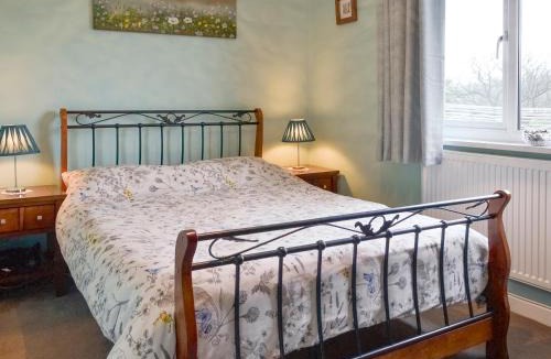 Pont-rug House | Y Ddol