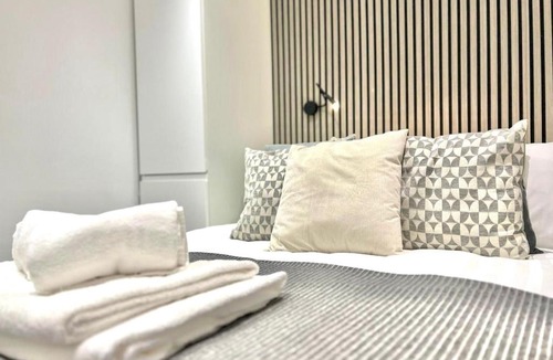 Worcester Apartment | Yastayzzz at Studio 3 Bransford Road