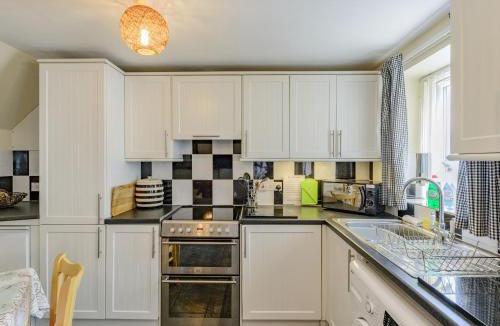 Welshpool House | Yew Tree Cottage