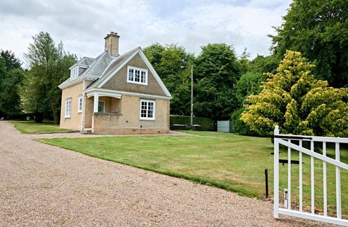 Raywell House | Yorkshire Gate Lodge